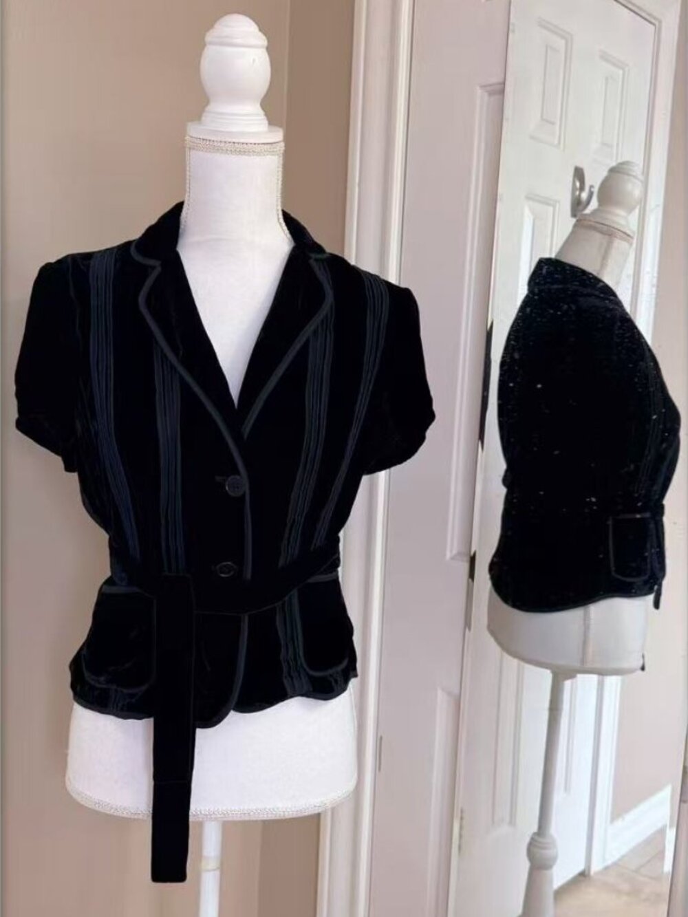 BCBGMaxAzria velvet vertical ribbon stripes jacket size M